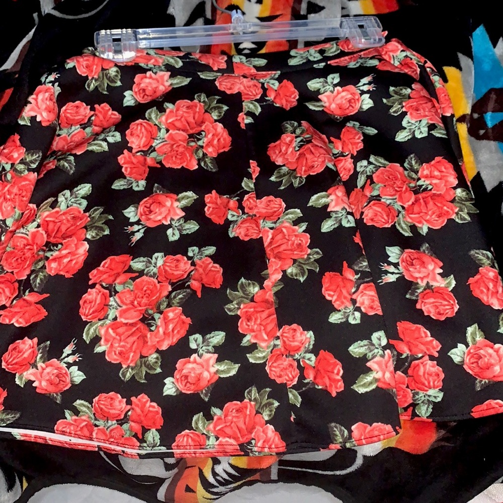 Rose skirt, size: M, brand: Jayvee